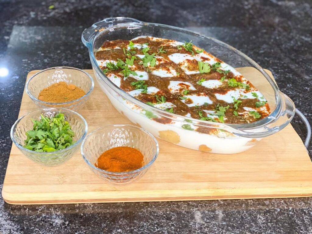 Dahi bhalla indian street food recipe.